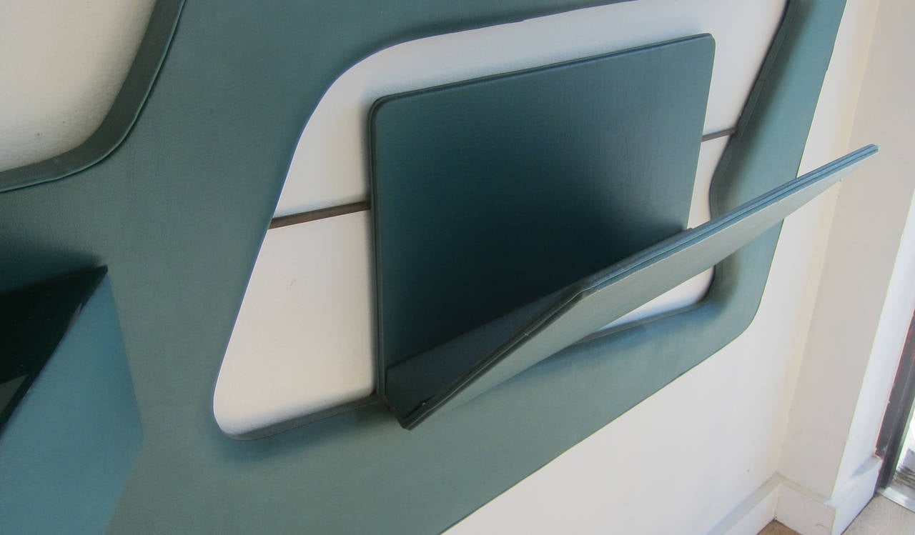 Green Leatherette Wall Hung Console, Italy, 1970s In Good Condition In Miami, FL