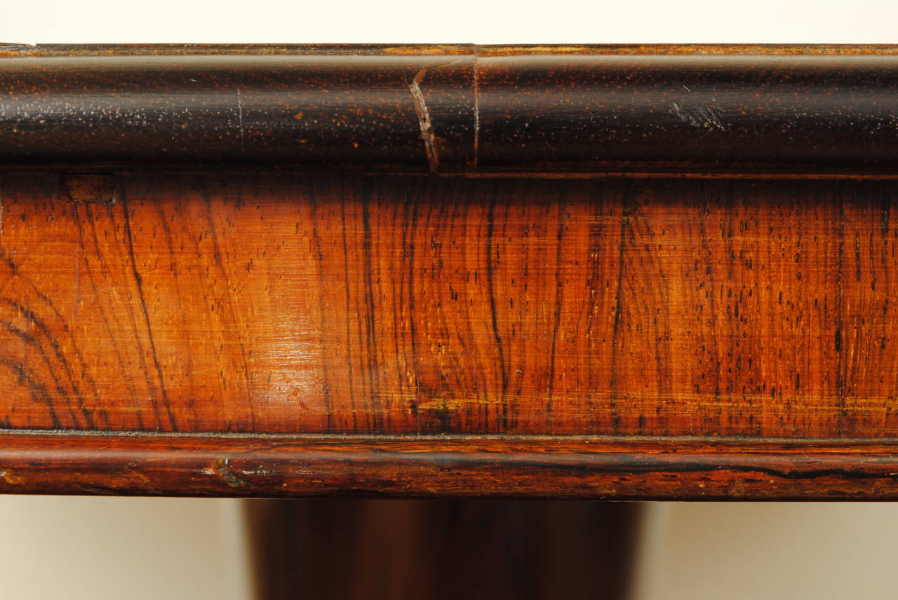 English William IV Rosewood Tilt-Top Center Table, 19th Century 2
