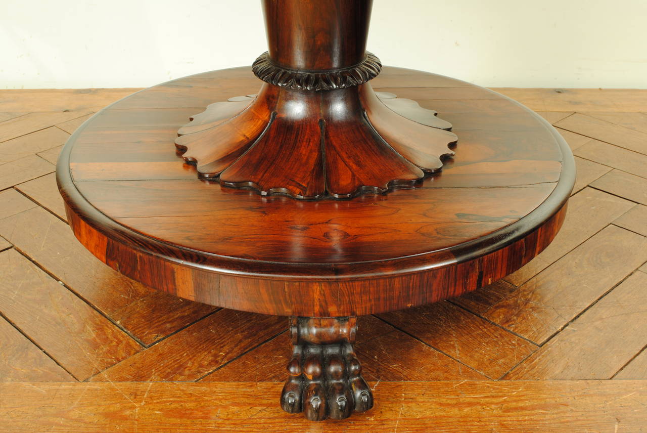 English William IV Rosewood Tilt-Top Center Table, 19th Century In Excellent Condition In Atlanta, GA