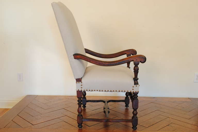 18th Century and Earlier Walnut Fauteuil with Hexagonal Arm and Wonderful Stretcher, French Louis XIII