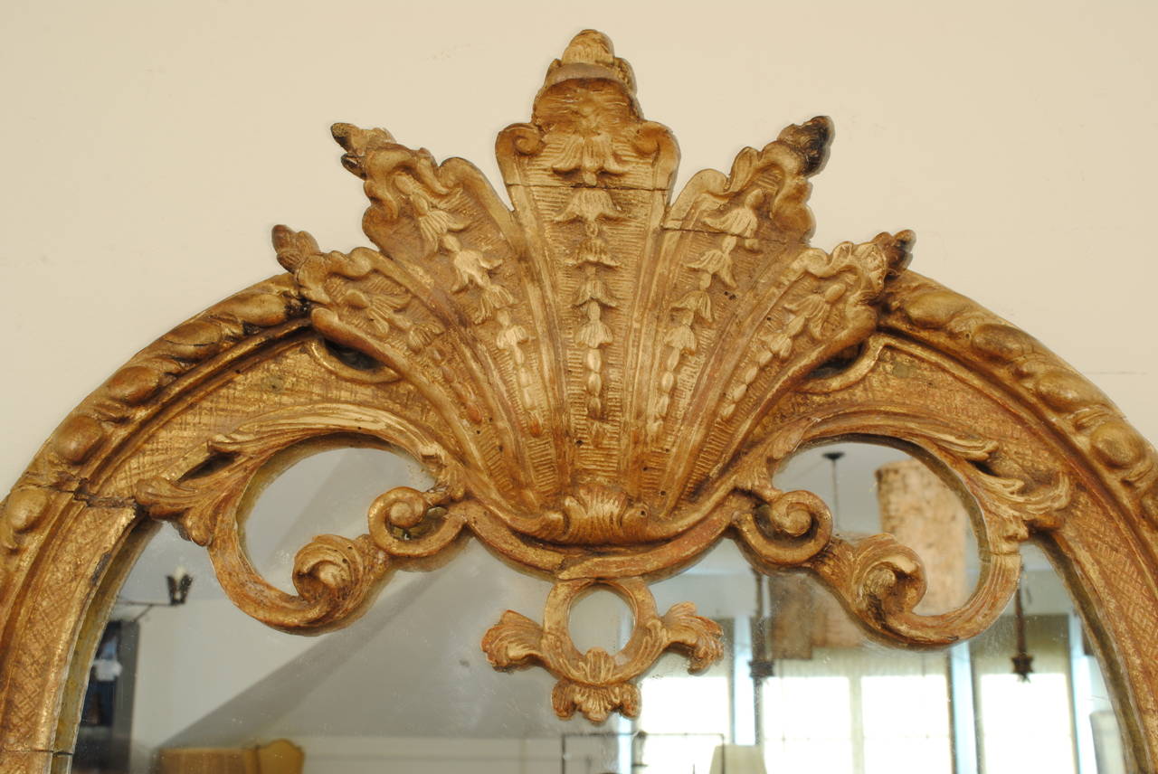 French Regence Period Carved Giltwood Mirror, Early 18th Century 2
