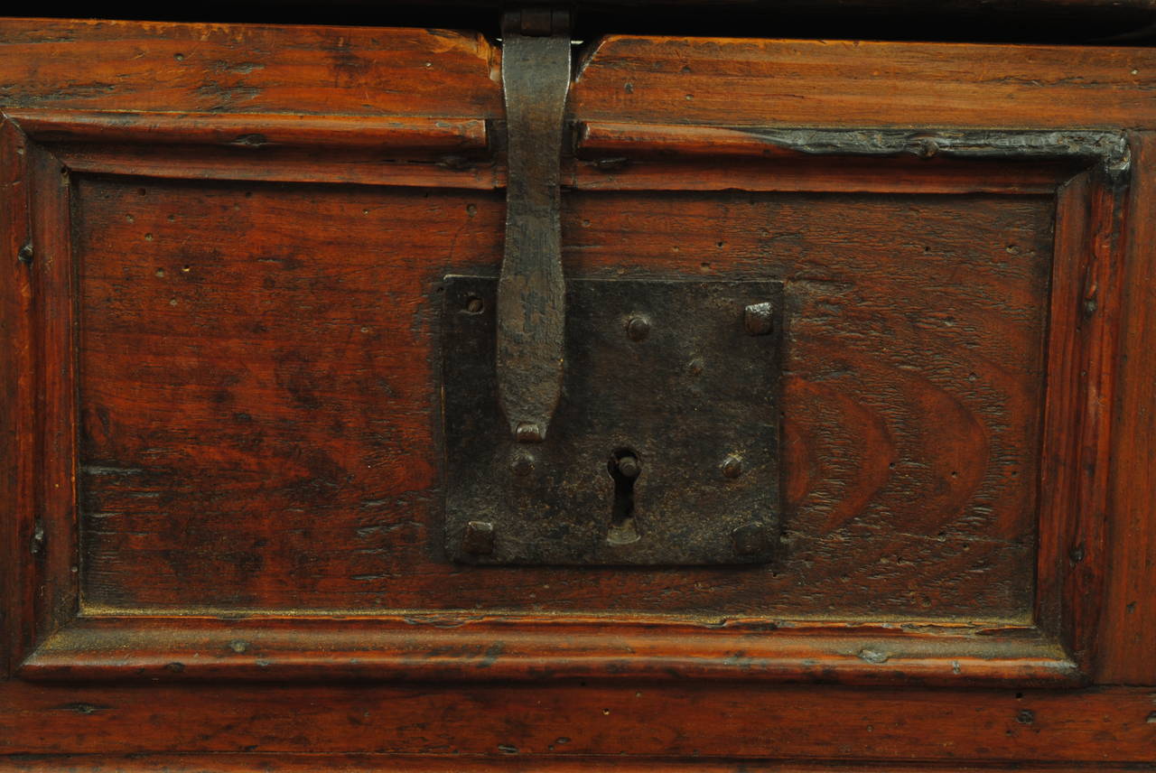 Italian Baroque Walnut Paneled Box, 17th Century 1