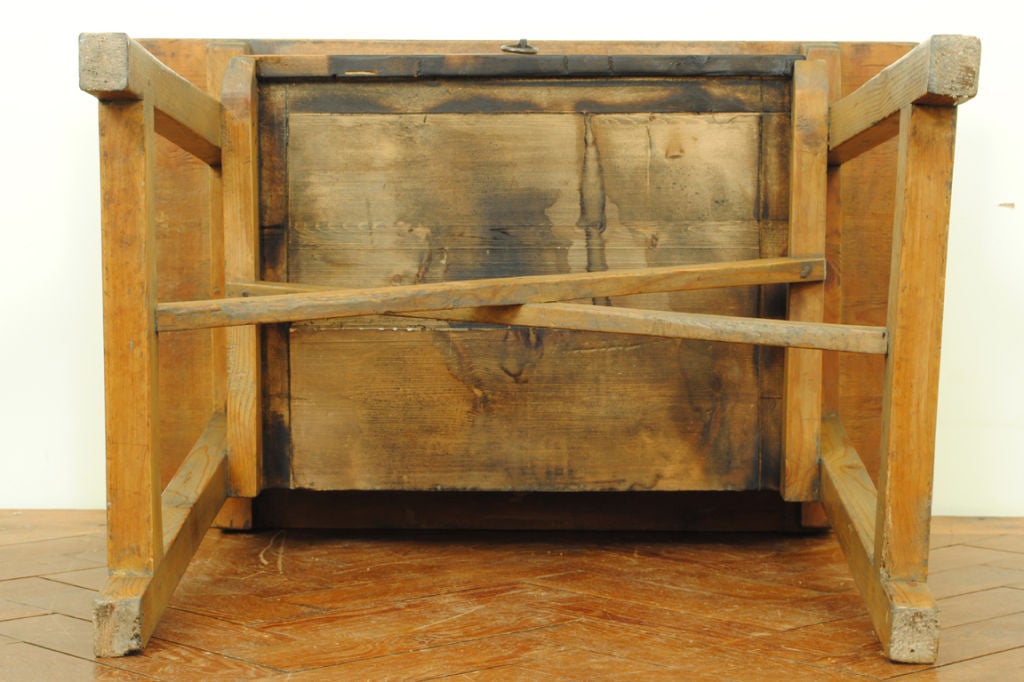 An Early 19th Century Spanish Pinewood One-Drawer Work Table 3