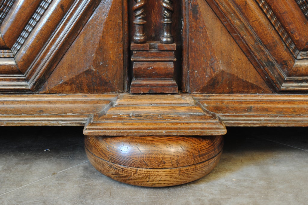 Early 18th Century French Carved Oak Armoire 5