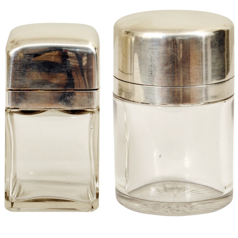 Paire de réceptacles de toilette français en verre et argent sterling du 19ème siècle