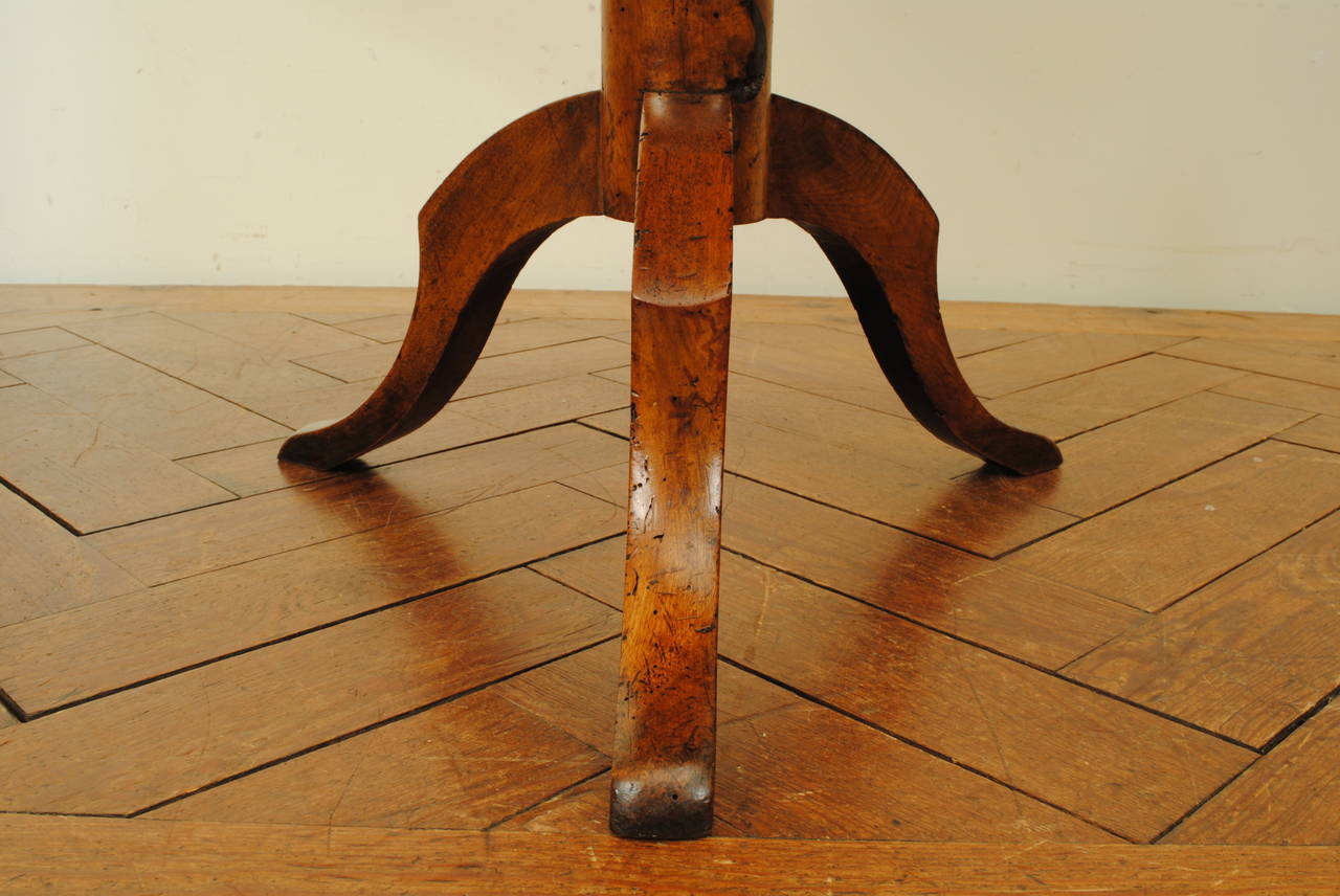 Mid-19th Century French Late Neoclassic Walnut Tilt-Top Table, Second Quarter of the 19th Century