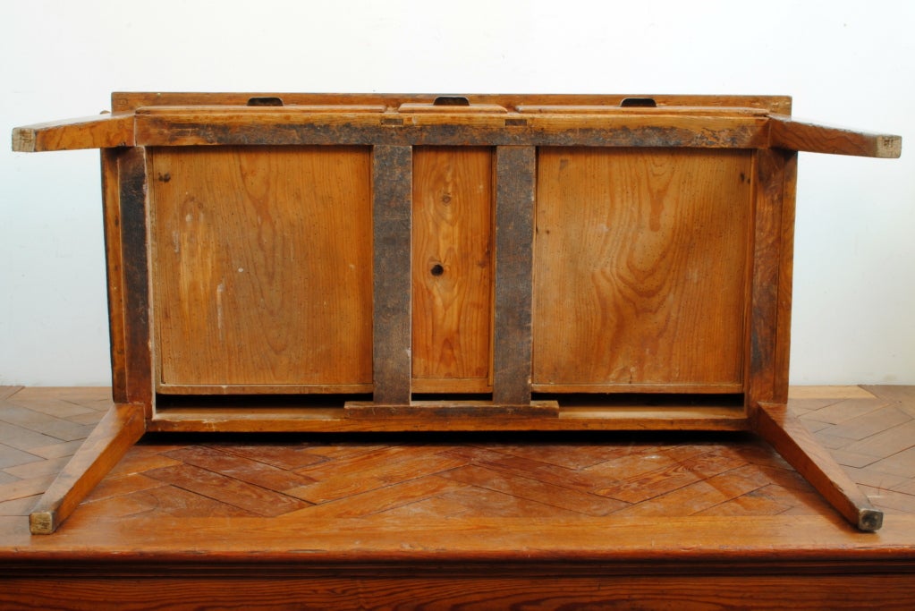 A French 19th Century Expandable Pinewood Kitchen Table 6