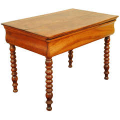 A French Louis Philippe Walnut 1-Drawer Table with Turned Legs