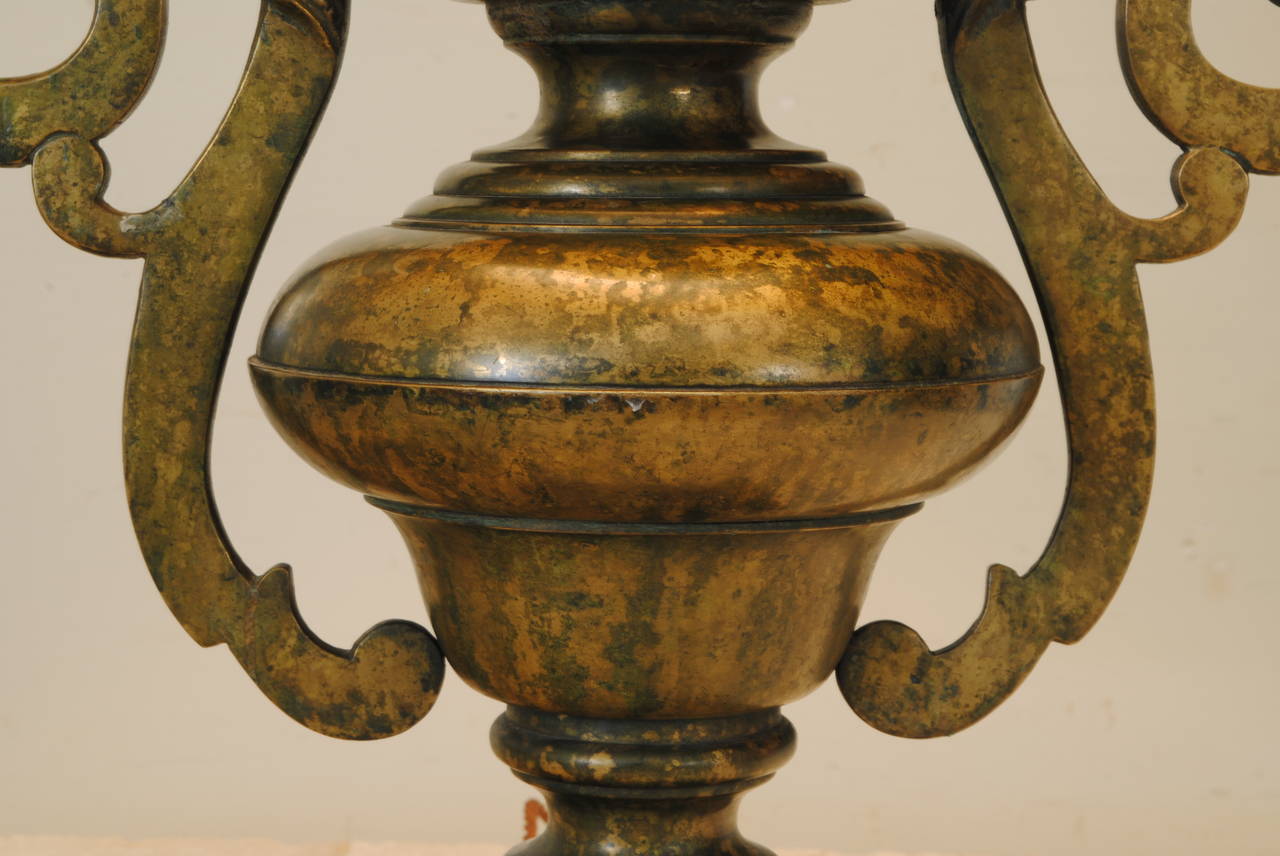 Large 17th-18th Century Italian Bronze Handled Urn Mounted as a Table Lamp 1