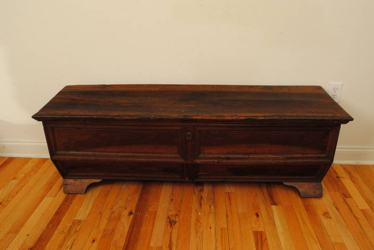 17th Century Italian Walnut Cassapanca 1