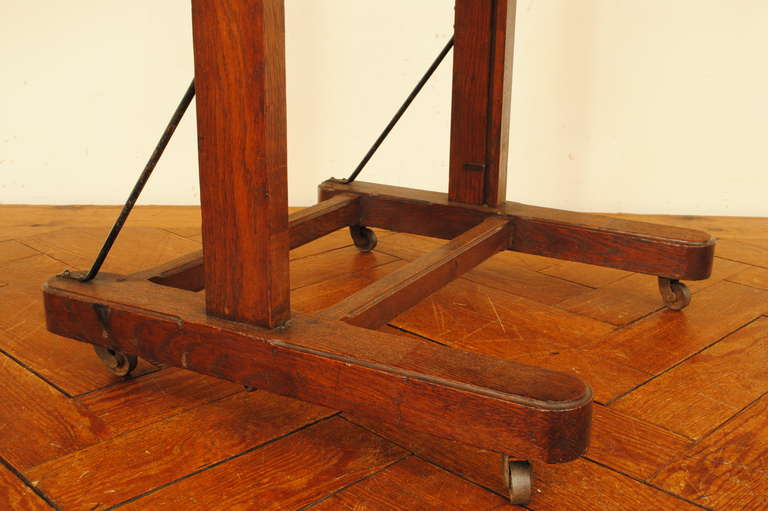 Adjustable Oak Easel on Casters 2