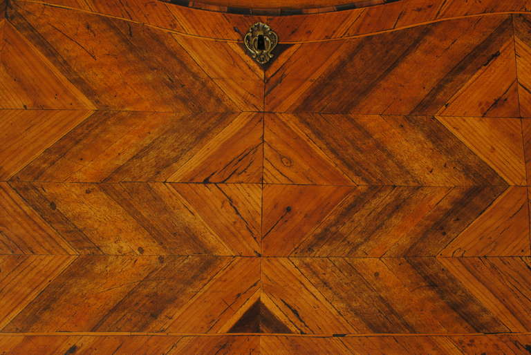 Louis XV Period Bureau en Pente in Walnut with Inlays 2