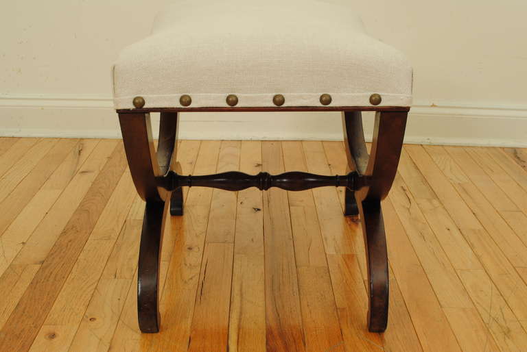 French Empire Footstool in Walnut, 19th Century In Excellent Condition In Atlanta, GA