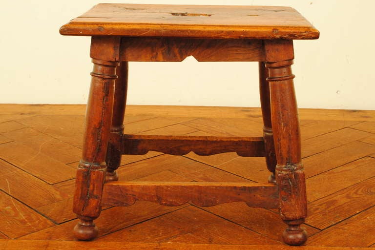19th C., Jacobean Style, Carved Walnut Milking Stool In Excellent Condition In Atlanta, GA