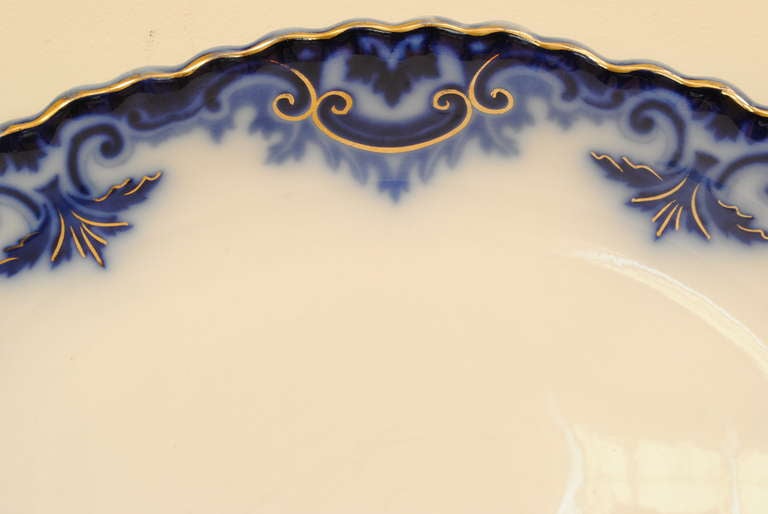 A Handsome Set of 19th Century English Dinnerware 5