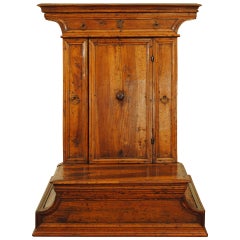 Italian Baroque Walnut Inginocchiatoio Cabinet with Curved Plinth Base 17th Cent