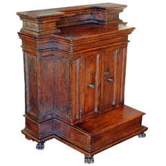 An Exceptional Italian Baroque, 17th Century, Walnut Inginocchiatoio