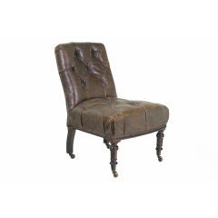 Antique An English Mid 19th Century Walnut &Tufted Leather Sidechair