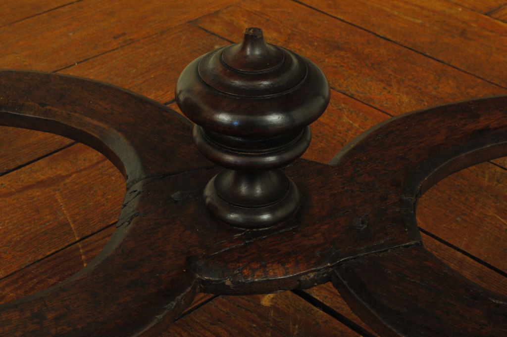 A French Louis XIII Walnut and Parquetry 1-Drawer Table 4