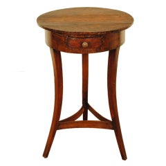 French Walnut and Pinewood 19th Century 1-Drawer Circular Table