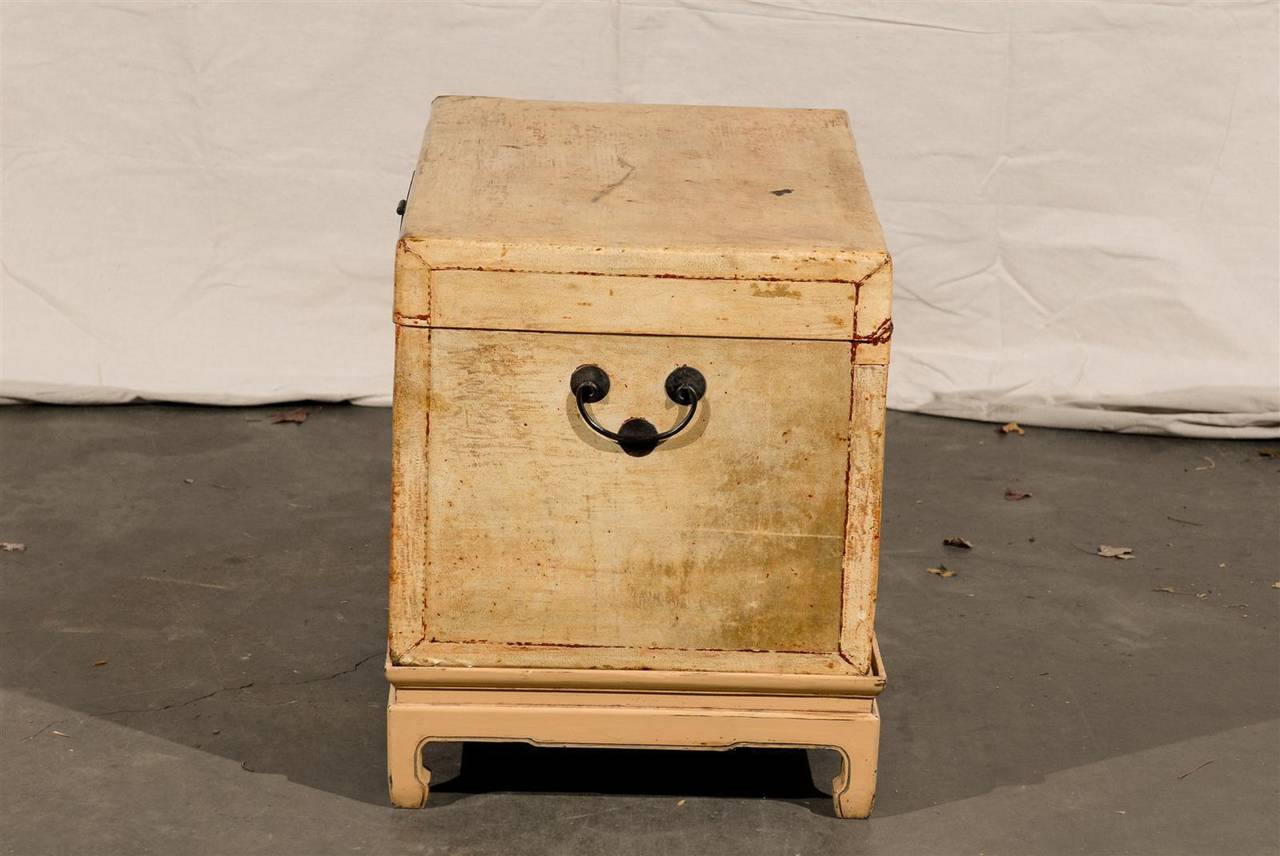 19th Century Chinese Wedding Trunk, circa 1892 3