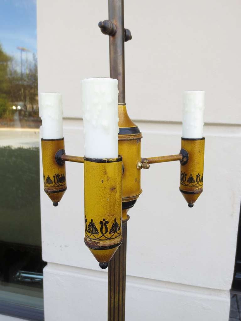 Pair of 20th century Italian large tole yellow floor lamps
Measures: 18