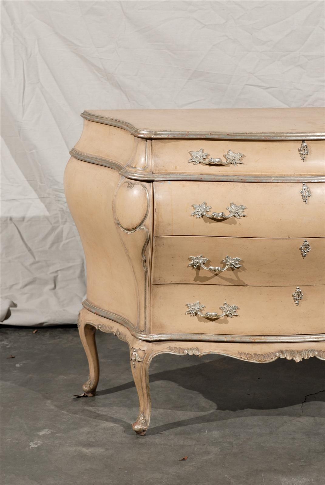 Hand-Painted Early 20th Century Italian Painted Chest For Sale