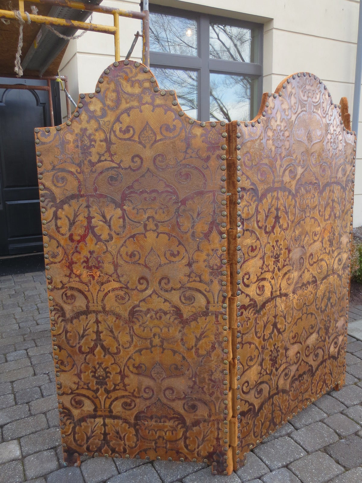 20thC ITALIAN TOOLED LEATHER SCREEN, INCREDIBLE SHAPED PANELS