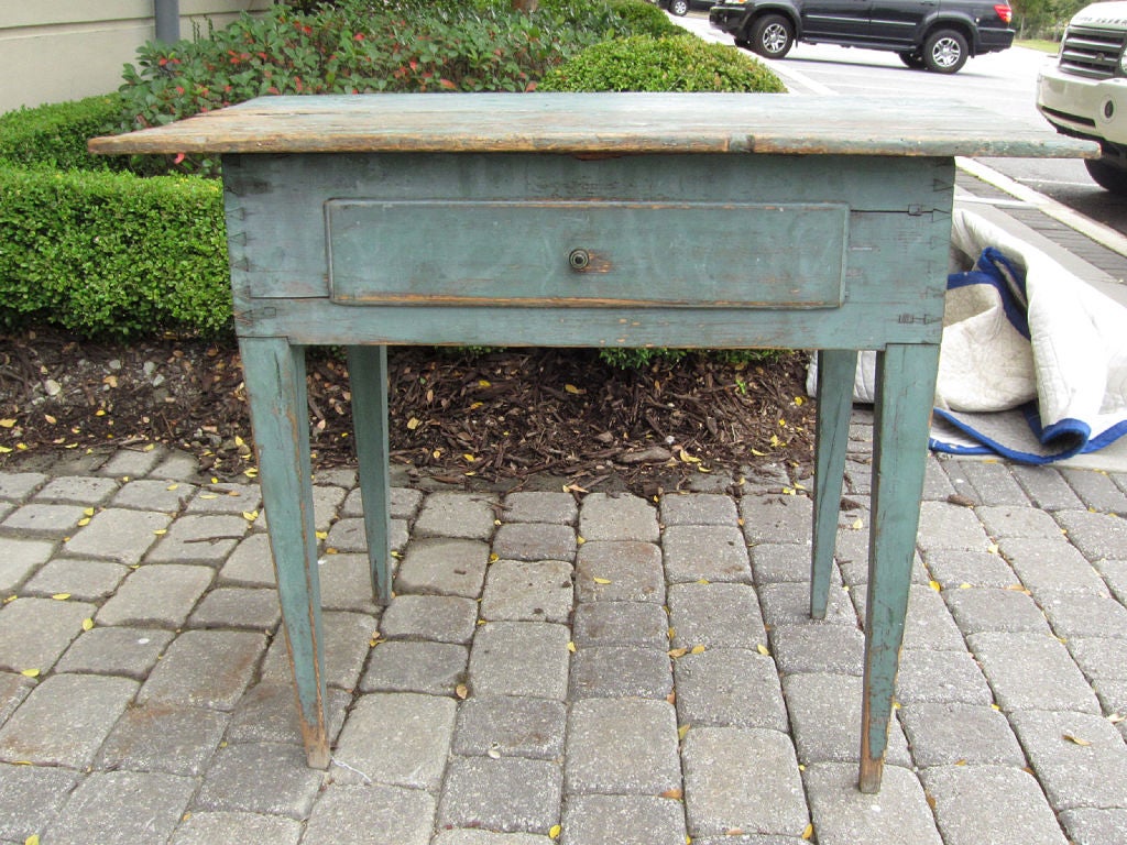 18th/19thC SWEDISH PAINTED SIDE TABLE,PAINTED GREEN/BLUE<br />
AN ATLANTA RESOURCE FOR FINE ANTIQUES<br />
WE HAVE A VERY LARGE INVENTORY ON OUR WEBSITE<br />
TO VISIT GO TO WWW.PARCMONCEAU.COM