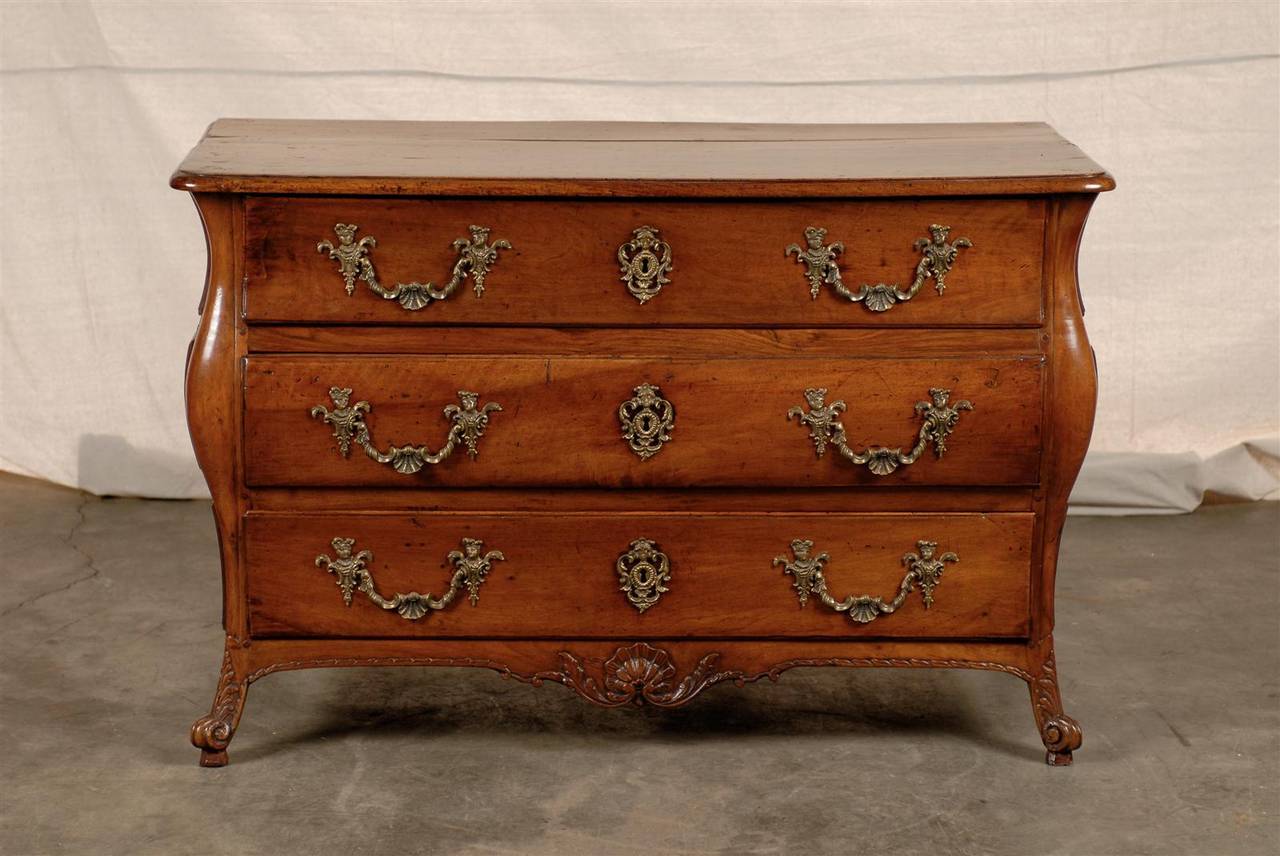 18th Century French Commode In Good Condition In Atlanta, GA