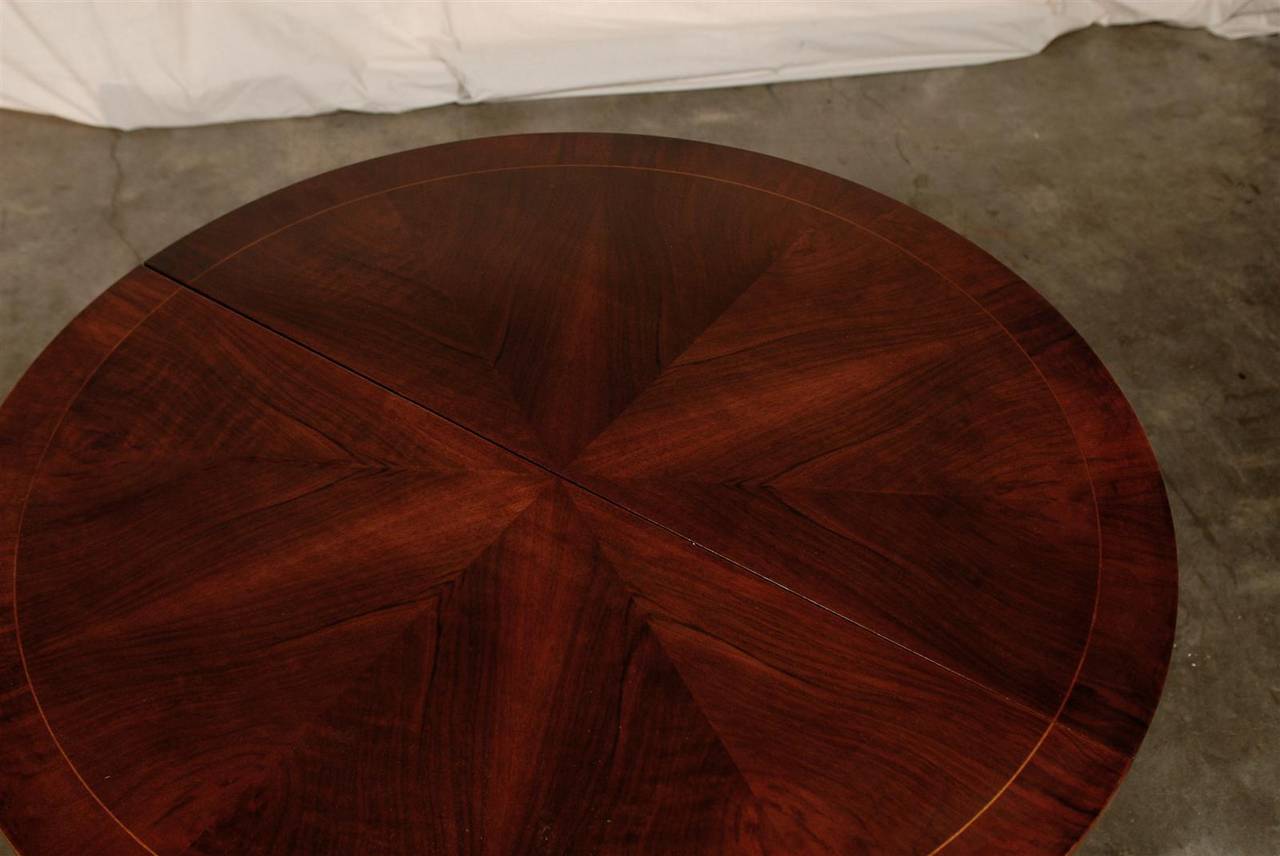 Neoclassical Late 19th/Early 20th Century Austrian Style Round Walnut Extension Dining Table