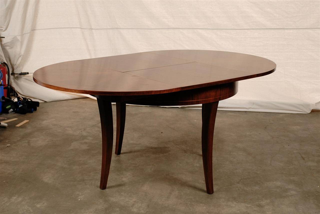 Late 19th/Early 20th Century Austrian Style Round Walnut Extension Dining Table 1