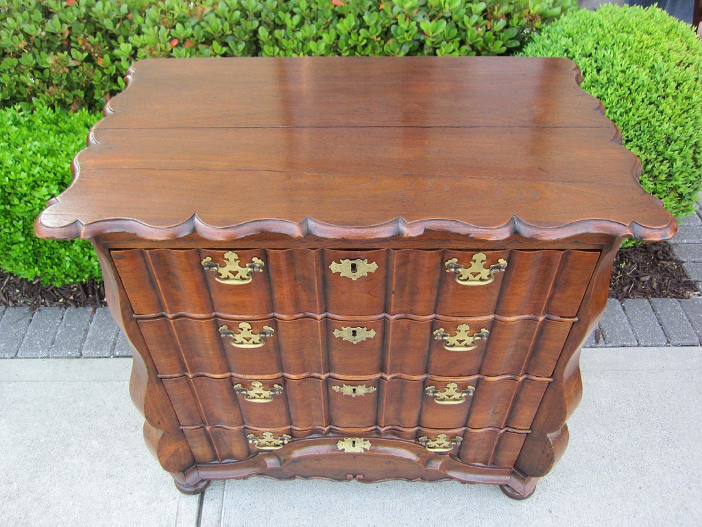 19th Century Dutch Chest with Four Drawers For Sale 1