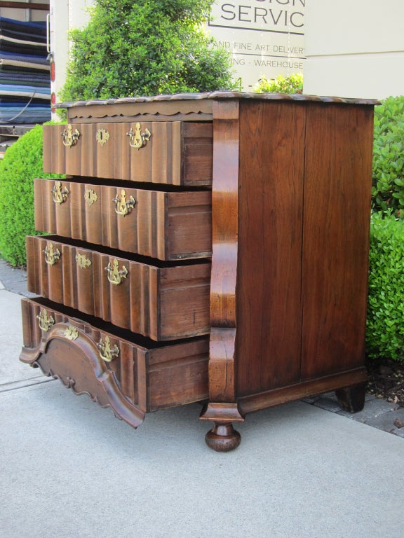 19th Century Dutch Chest with Four Drawers For Sale 2