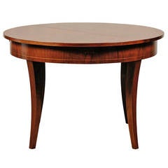 20th Century Austrian Style Round Walnut Extension Dining Table 4
