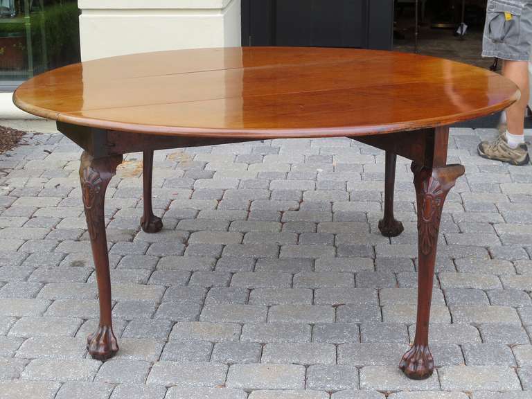 English 18th-19th Century George II Mahogany Cabriole Drop-Leaf Table