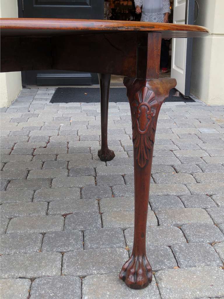 18th-19th Century George II Mahogany Cabriole Drop-Leaf Table 1