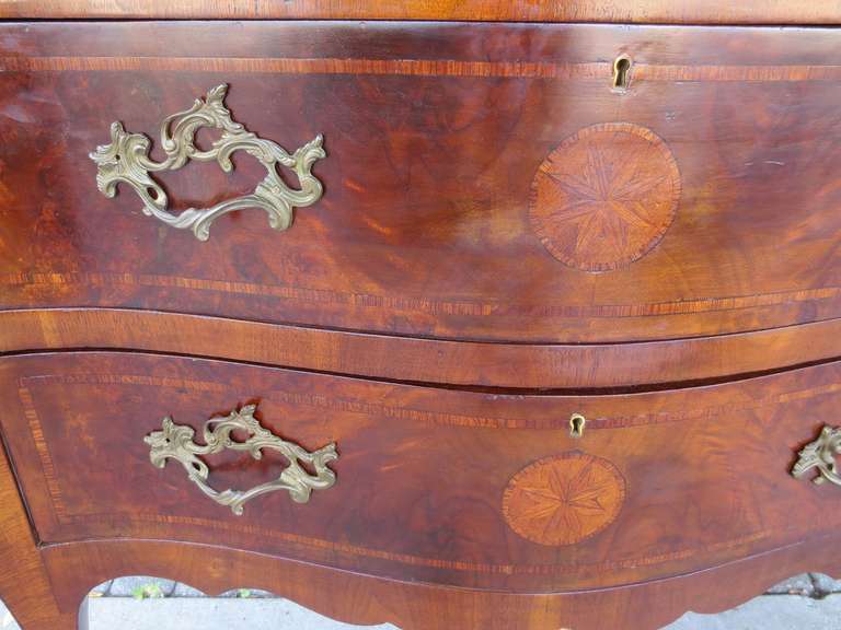 18th-19th century Italian Neopolitan Inlaid Commode 1