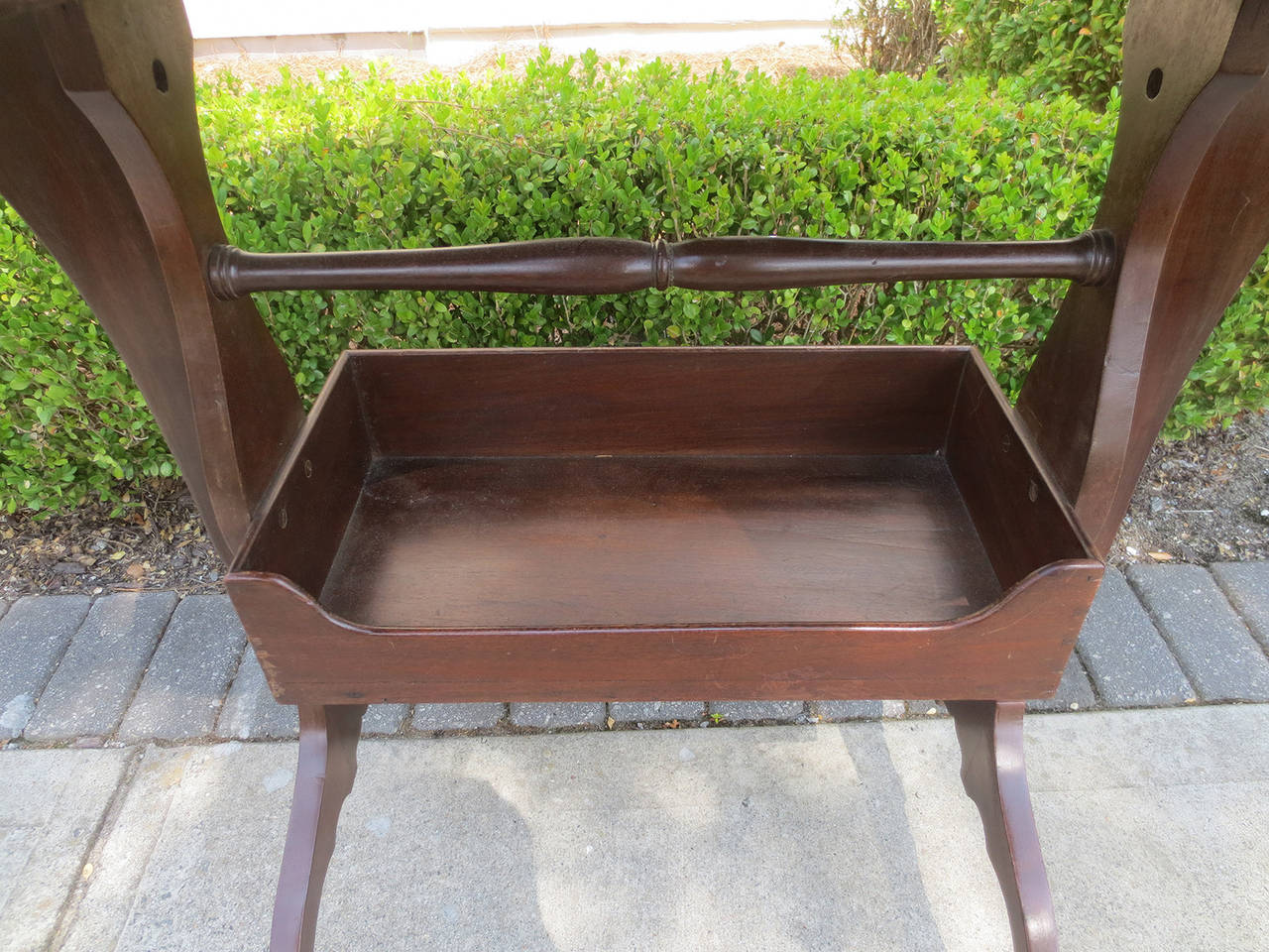 18th-19th Century French Kidney Shape Leather Top Writing Table 2