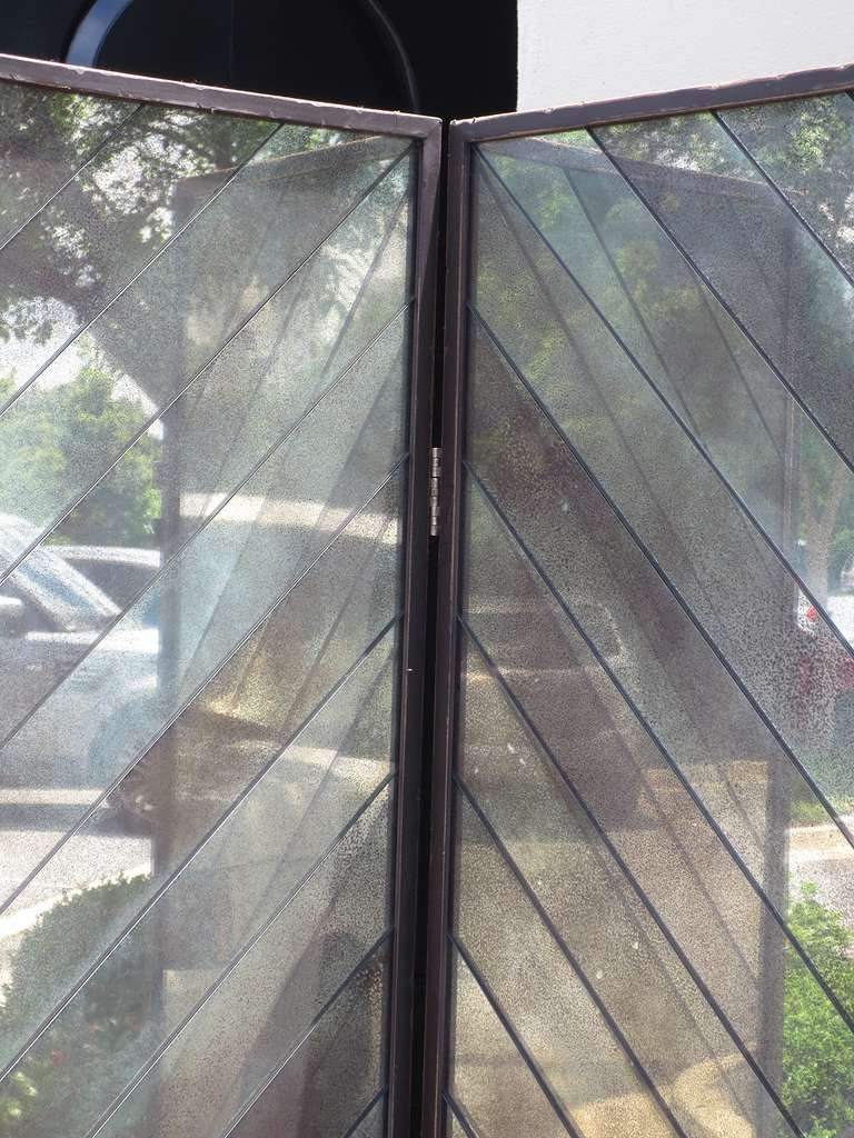 20thc Chevron Patterned Mirrored Screen With Aged Glass In Good Condition In Atlanta, GA