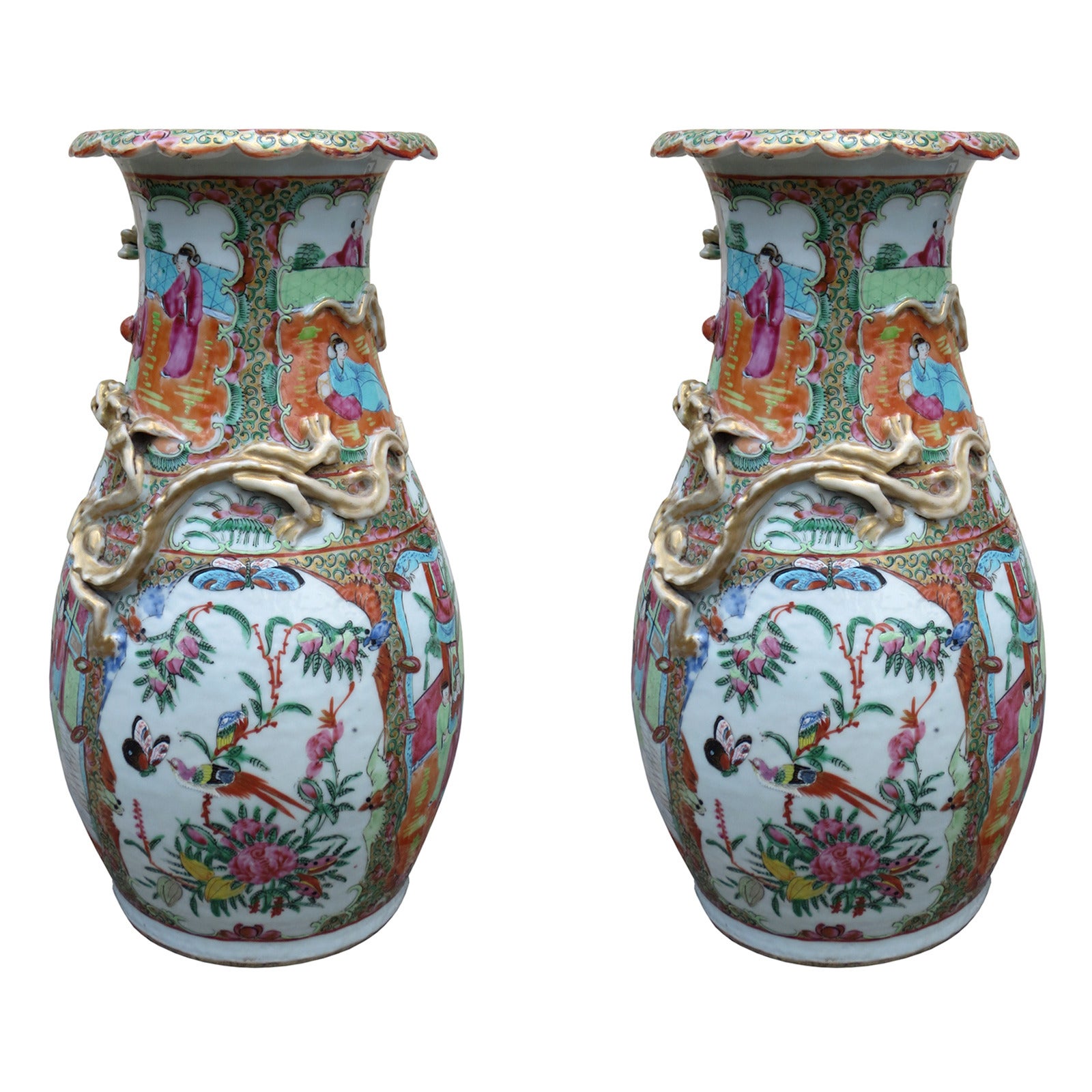 Late 19th/Early 20th Century Pair of Chinese Famille Rose Vases