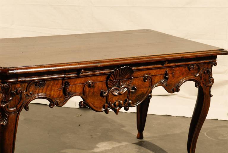 Hand-Carved Finely Carved 18th/19th Century French Regence Fruitwood Console Table For Sale