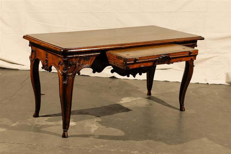 Wood Finely Carved 18th/19th Century French Regence Fruitwood Console Table For Sale