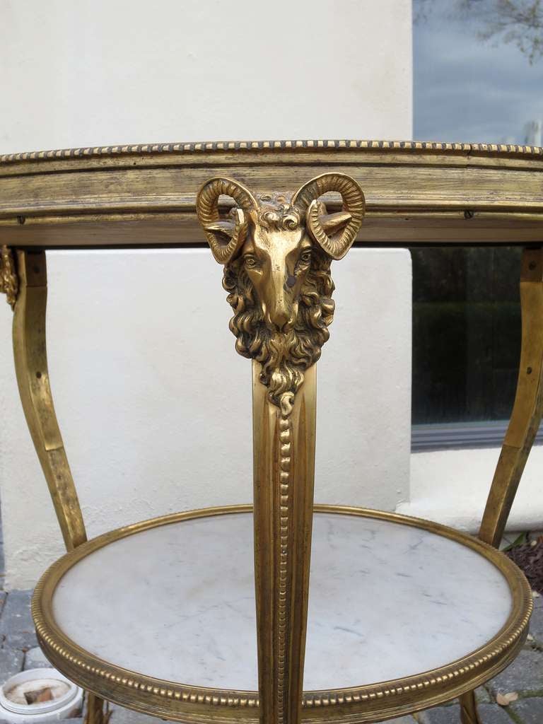Table guéridon de style Louis XVI du 20ème siècle en marbre et bronze doré Bon état à Atlanta, GA
