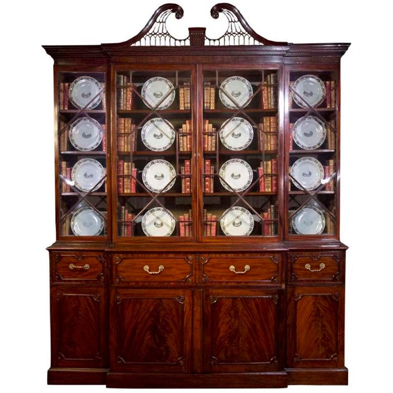 George III Mahogany Breakfront Bookcase Secretaire. English, Circa 1770 For Sale