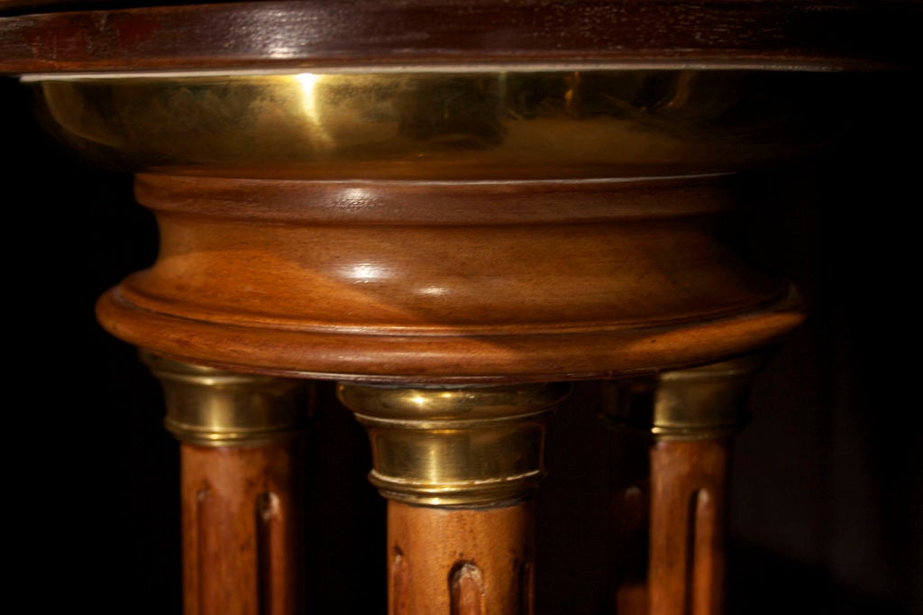 French Directoire Style Mahogany and Brass Detailed Pedestal For Sale 1