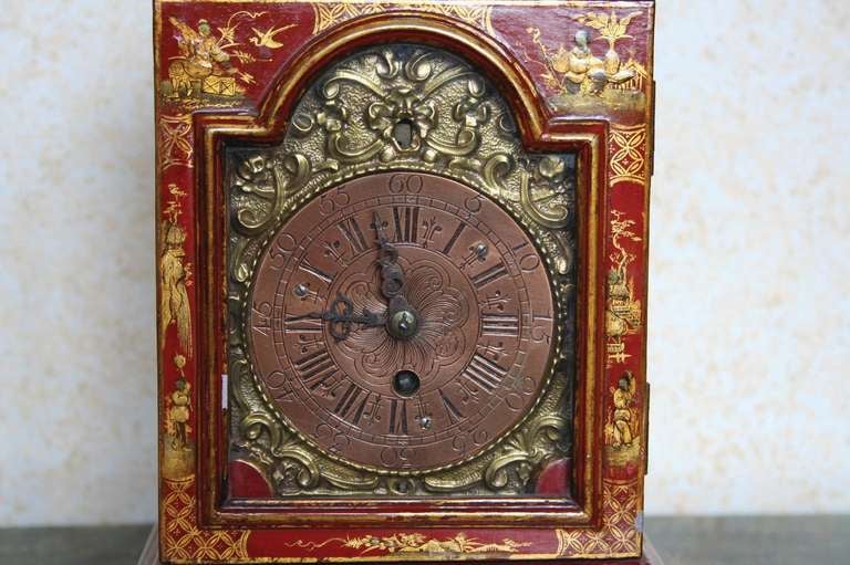 Mid-Georgian Chinoiserie Bracket Clock, 18th Century In Good Condition In New York, NY