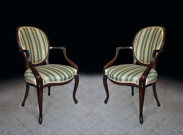 English PAIR George III Style Mahogany Dining Chairs, 20th Century For Sale