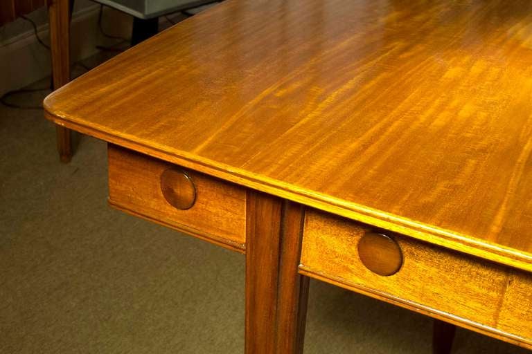 Gordon Russell Dining Table circa 1950's In Excellent Condition In New York, NY