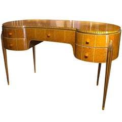 Art Deco Amboyna Wood Kidney Form Desk in the Manner of Ruhlmann circa 1925